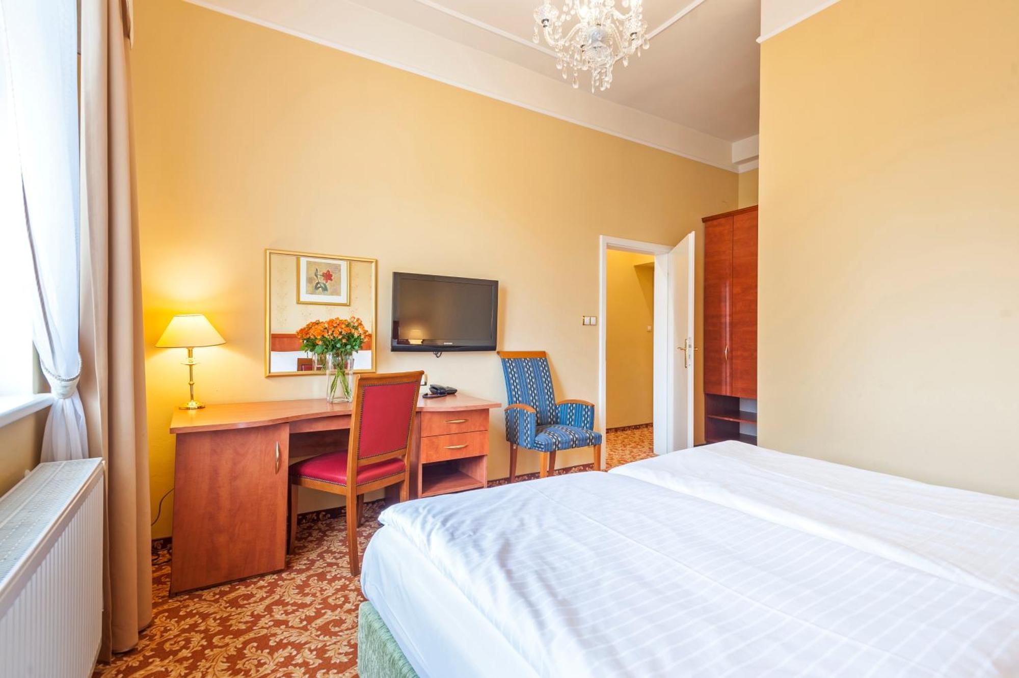 Spa Resort PAWLIK-AQUAFORUM Františkovy Lázně Zimmer foto